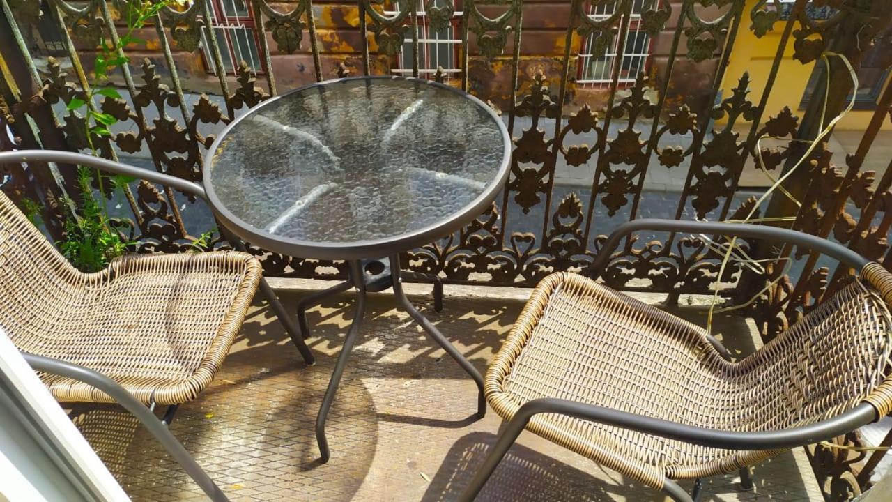 Ляльковий Театр Не Мансарда Lviv Ngoại thất bức ảnh
